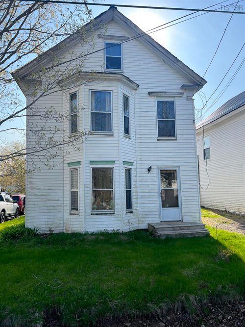 15 Lornevale Rd, Great Village, NS, B0M1L0 | Card Image