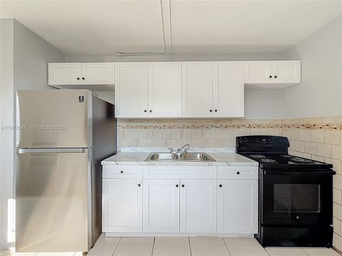 0-2408 Nw 8th St, Pompano Beach, FL, 33069-2227 | Card Image