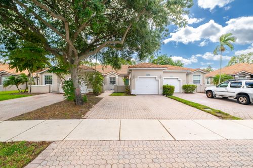 2-2590 E Aragon Blvd, Sunrise, FL, 33313-8063 | Card Image
