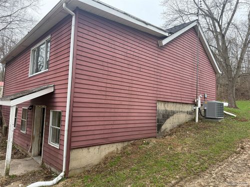 497 River Rd, Otsego, MI, 49078-9684 | Card Image