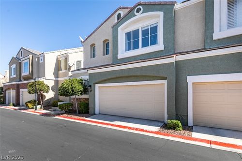 972 Paisley St, Las Vegas, NV, 89145-8527 | Card Image