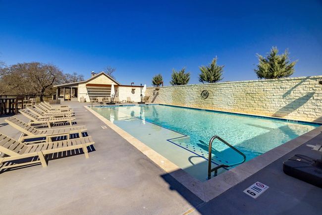 Community pool | Image 6