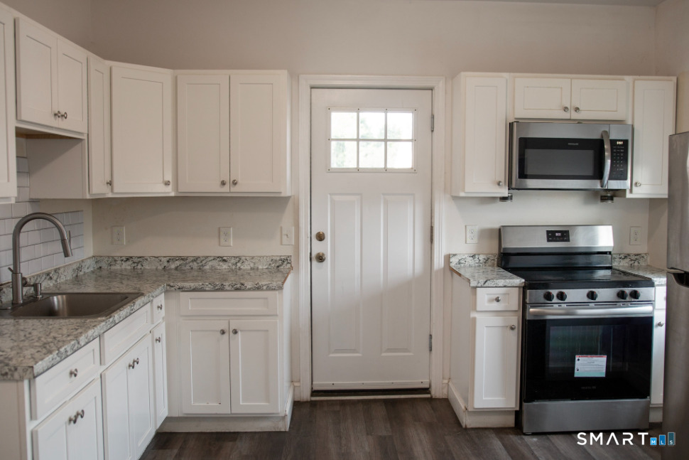 Residential Lease in Waterbury 2