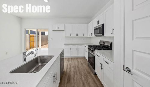 10437 W Guildford Ln, Marana, AZ, 85653-1374 | Card Image