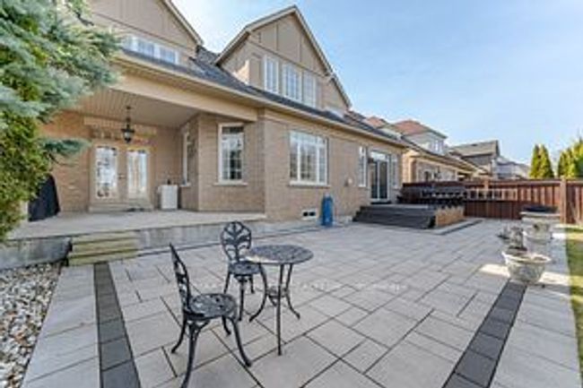 11 Nova Scotia Rd, House other with 4 bedrooms, 4 bathrooms and 6 parking in Brampton ON | Image 31