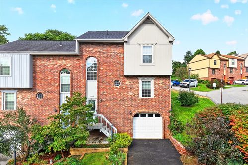 1605 Timber Trl, Imperial, PA, 15126-9627 | Card Image