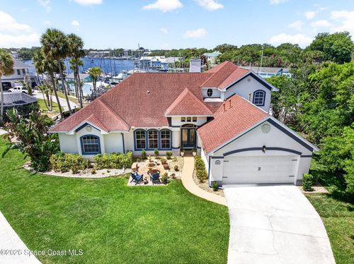 583 Young St, Melbourne, FL, 32935-7056 | Card Image