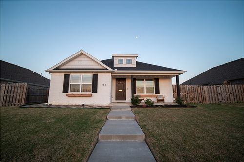 166 N Broyles Ave, Fayetteville, AR, 72704-7744 | Card Image