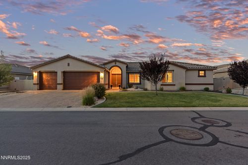 2725 Foxhunter Ln, Reno, NV, 89521-8014 | Card Image
