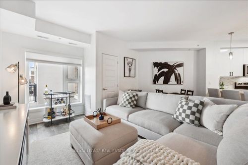 624-610 Farmstead Dr, Milton, ON, L9T8X5 | Card Image