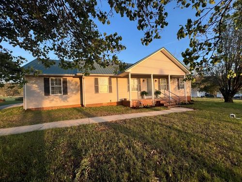 885 Frank Anderson Rd, Sparta, TN, 38583-7204 | Card Image