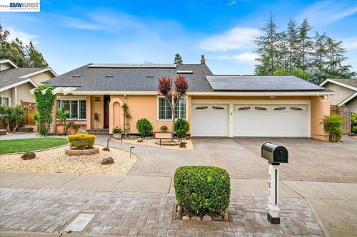 581 Tawny Dr, Pleasanton, CA, 94566-7934 | Card Image