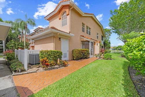 apt-202-7825 Whispering Palms Dr, Boynton Beach, FL, 33437-6149 | Card Image