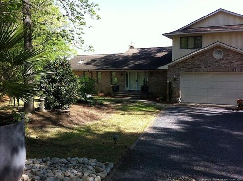 922 Baneberry Ct, Vass, NC, 28394-8912 | Card Image
