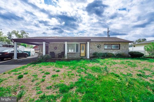 80 Thornridge Dr, LEVITTOWN, PA, 19054-2214 | Card Image