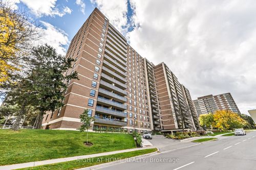 15 La Rose Ave, Etobicoke, ON, M9P1A7 | Card Image