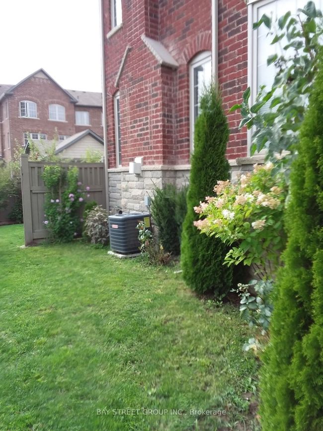 2 Pelee Ave, House other with 4 bedrooms, 3 bathrooms and 2 parking in Kleinburg ON | Image 48