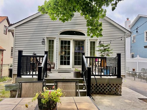 8456 252nd St, Bellerose, NY, 11426-2119 | Card Image