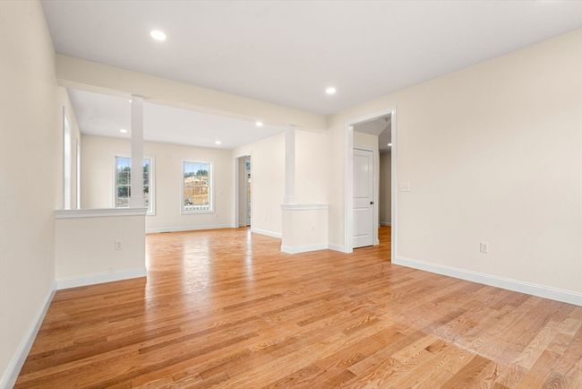 UNIT-3 - 66 Parish Rd, House other with 4 bedrooms, 3 bathrooms and 2 parking in Georgetown MA | Image 19