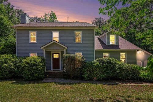 215 Hampton Woods Dr, Fayetteville, GA, 30215-2430 | Card Image