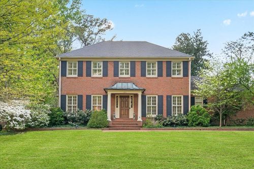 105 Grove Park Cir, Memphis, TN, 38117-3100 | Card Image