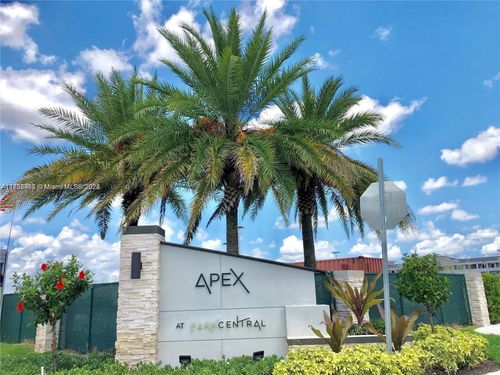 apt-32-7825 Nw 104th Ave, Doral, FL, 33178-4459 | Card Image