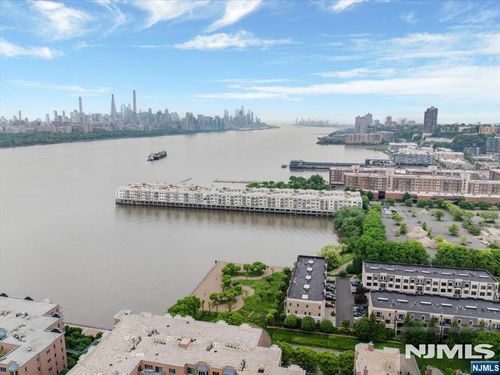 214 The Promenade, Edgewater, NJ, 07020 | Card Image