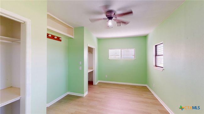 312 W Jefferson Avenue, House other with 4 bedrooms, 2 bathrooms and null parking in Port O'Connor TX | Image 17