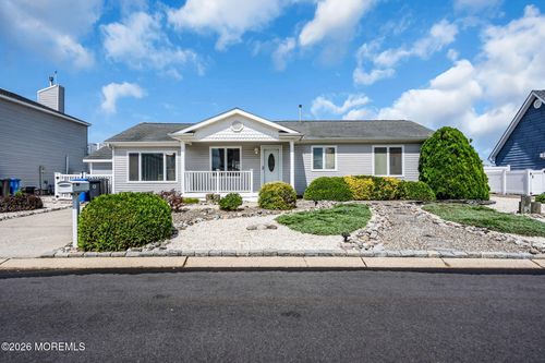 184 Catherine Ln, Manahawkin, NJ, 08050-3611 | Card Image