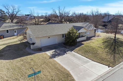 500 Rolling Hills Dr, Newton, KS, 67114-4017 | Card Image