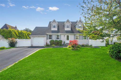 34 Harlem Ave, Medford, NY, 11763-3855 | Card Image