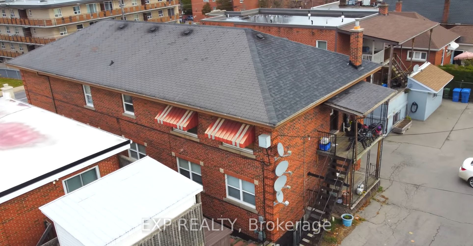 Commercial Sale in Hamilton 5