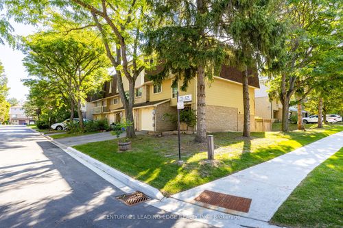 129 Poplar Cres, Aurora, ON, L4G3M4 | Card Image