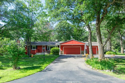 4940 Oak St, Baxter, MN, 56425-8203 | Card Image