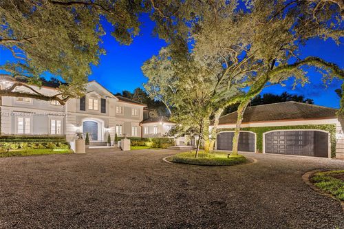 5400 Banyan Trl, Coral Gables, FL, 33156-3477 | Card Image