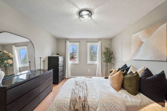 1272 Maple Ridge Dr, House other with 5 bedrooms, 4 bathrooms and 2 parking in Pickering ON | Image 19