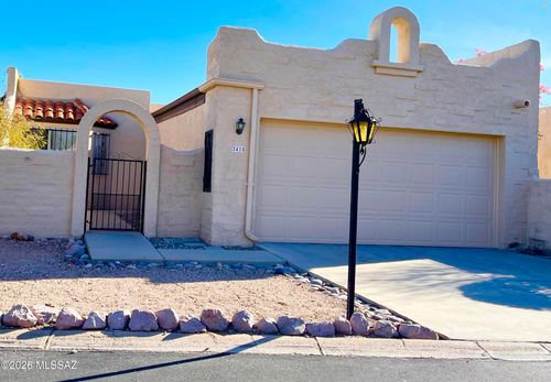2415 W Calle Retana, Tucson, AZ, 85745-1329 | Card Image