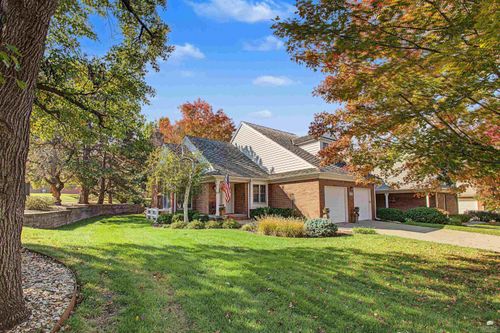 1534 Williamsburg Dr, Manhattan, KS, 66502-0408 | Card Image