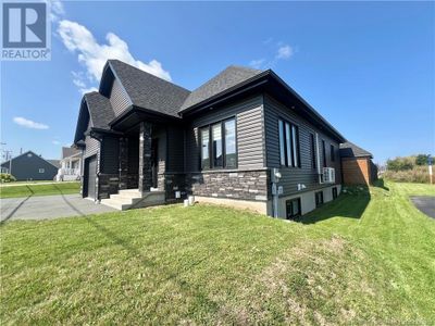 62 Rue Du Havre, House other with 4 bedrooms, 2 bathrooms and null parking in Petit-Rocher NB | Image 3