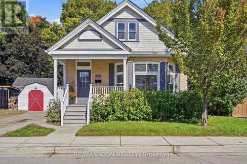 820 Stedwell St, London, ON, N5Z1L8 | Card Image