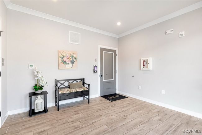 LOBBY WITH SECURITY DOOR | Image 23