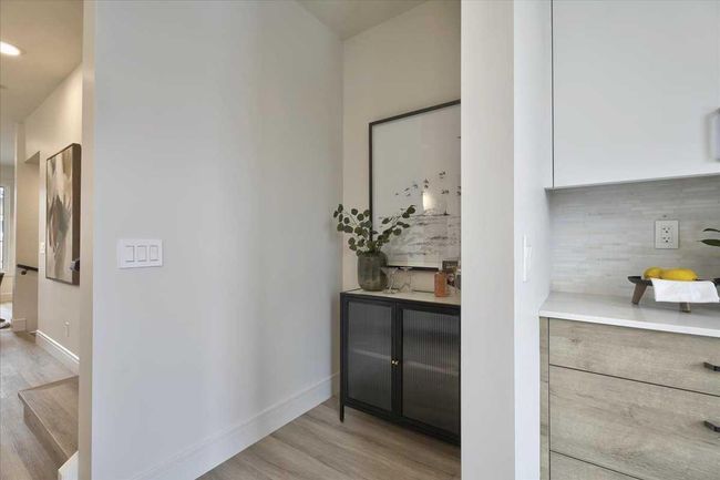 2222 5 St Sw, Townhouse with 3 bedrooms, 2 bathrooms and 2 parking in Calgary AB | Image 23