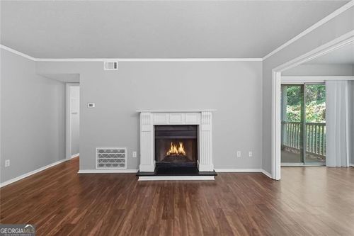 unit-306-306 Augusta Dr, Marietta, GA, 30067 | Card Image