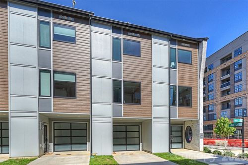 1208 Minter Pl, Charlotte, NC, 28203-4074 | Card Image