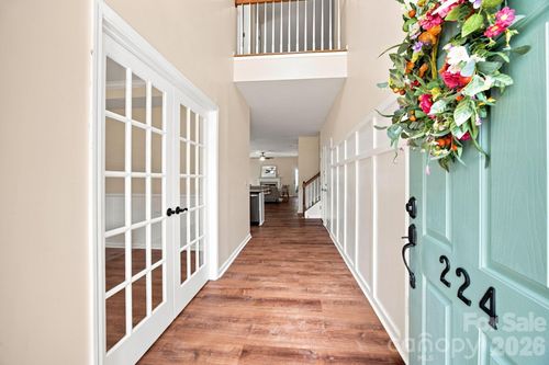 224 Morning Dew Ln, Mount Holly, NC, 28120-9059 | Card Image