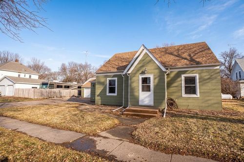 122 1st Avenue Ne, Clara City, MN, 56222 | Card Image