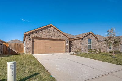 25357 Cypress Bend Drive, House other with 3 bedrooms, 2 bathrooms and null parking in Cleveland TX | Image 2