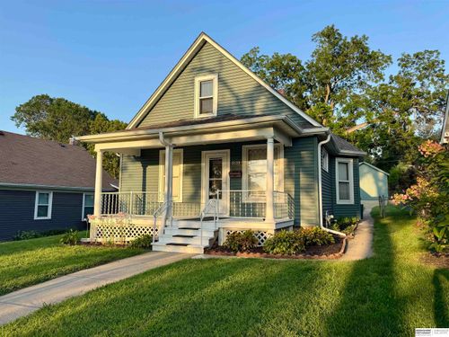2533 N 64th St, Omaha, NE, 68104-4033 | Card Image