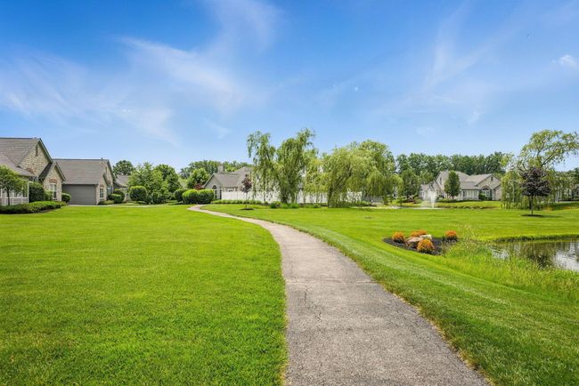 6214 Brickside Dr, Condo with 2 bedrooms, 2 bathrooms and null parking in New Albany OH | Image 30