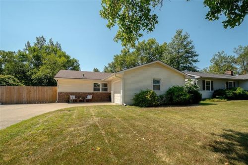 622 E 10th St, Ottawa, KS, 66067-3129 | Card Image